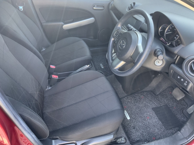 デミオ1.3 13 スカイアクティブ