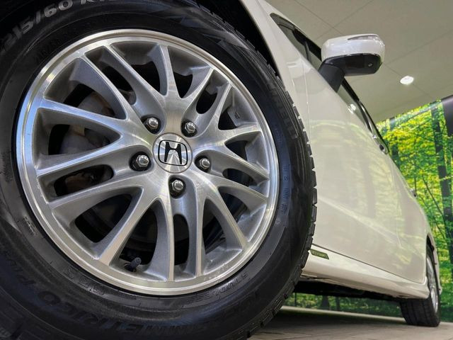 �y����16�C���`�A���~�z�C�[���z�O�ςɃ}�b�`���������A���~�z�C�[���𑕒����Ă���܂��B�e��ЊO�A���~�z�C�[����A�X�^�b�h���X�^�C�����戵�����Ă���܂��B���񂲑��k����������