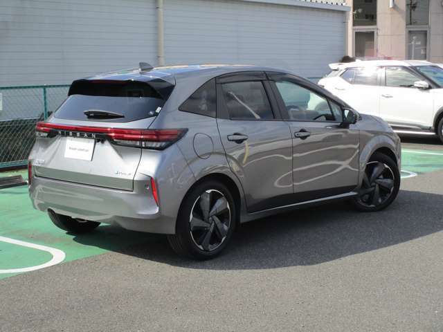 ノートオーラ1.2 G レザーエディション