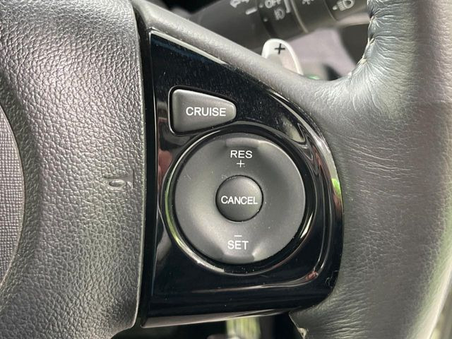 �y�N���[�Y�R���g���[���z�������H�����N���N���s�B�A�N�Z���𗣂��Ă���葬�x�ő��s���ł��A�������^�]���̕��S���y��!�����E�������ȒP�ȃX�C�b�`����Œ����ł��܂��B