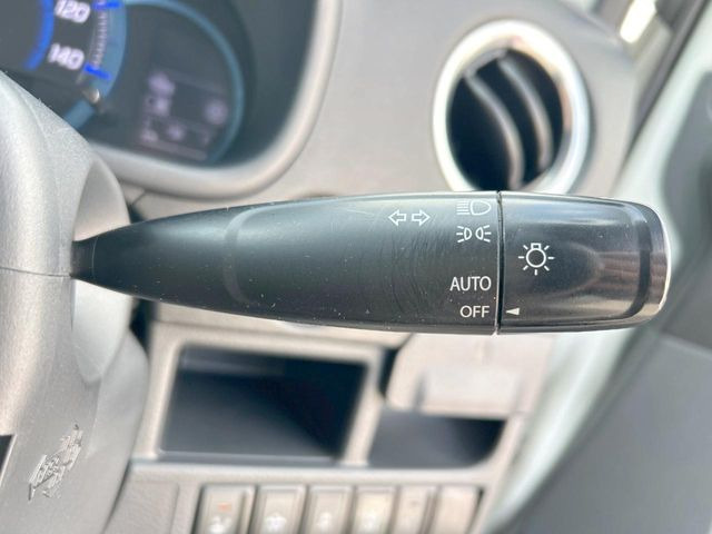 �y�I�[�g���C�g�z����̖��邳�ɉ����Ď����Ńw�b�h���C�g�̓_���E�������ł���@�\�ł�!���C�g�̕t���Y��E�����Y��Ȃǂ������Ȃ�A�J�̓���[���̑��s�����S!�g���l���ʉߎ����֗��ł��ˁ�