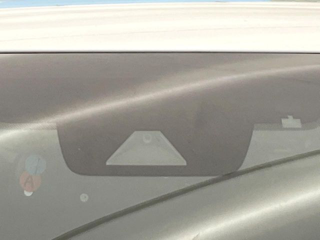 �y�v���N���b�V���Z�[�t�e�B�z�O���̎ԗ��������m���A�Փ˂������Ȏ��͌x��Œ��ӂ𑣂��A�u���[�L�𓥂ޗ͂��T�|�[�g�B�u���[�L�𓥂߂Ȃ������ꍇ�͏Փ˔�Q�y���u���[�L���쓮�A�Փˉ�����T�|�[�g���܂��B