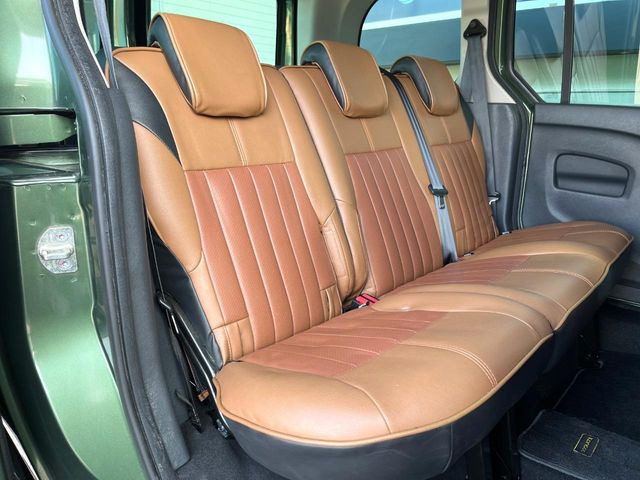 �����:��l����Ԃ��Ă��������������Ȃ��قǁA�������L�X���Ă���܂��B