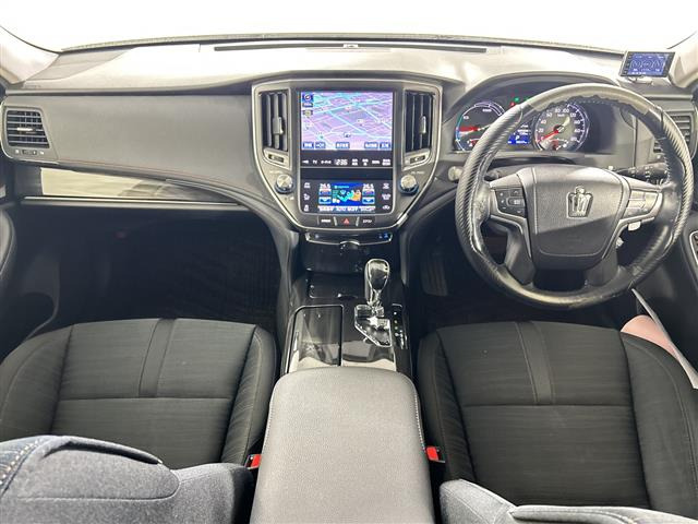 クラウンアスリートハイブリッド 2.5 S