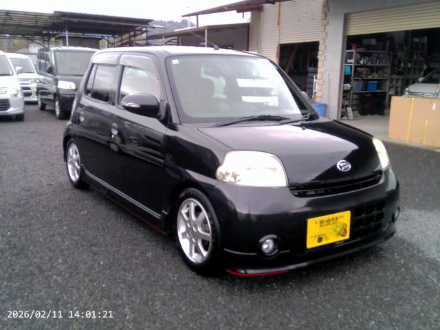 エッセカスタム