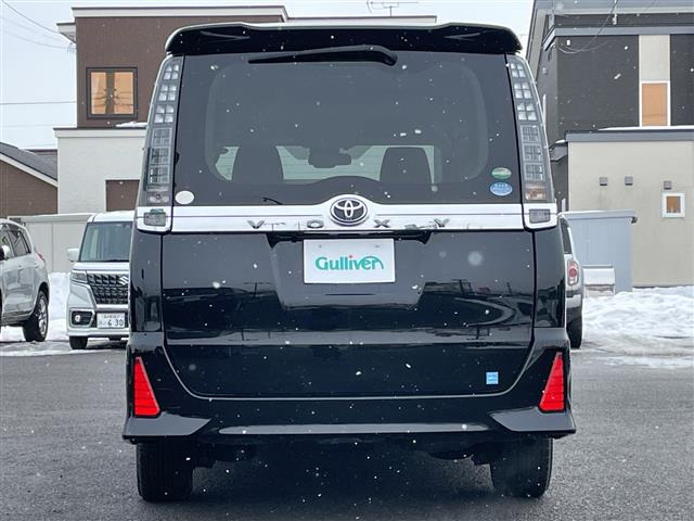 ヴォクシー2.0 ZS 煌II 4WD