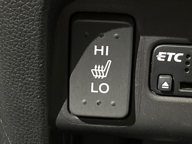 �y�V�[�g�q�[�^�[�z�������ɏd�󂷂�V�[�g�q�[�^�[!�G�A�R����葁�����܂��Ă����̂Ŋ�����̐l�����S�ł��ˁ�G�A�R���̉����͊������邩����A�Ƃ������ɂ����������߂ł��B