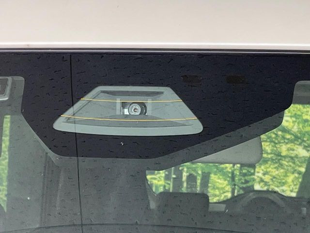 �y�X�Y�L �Z�[�t�e�B�T�|�[�g�z���s���ɑO���̎ԗ�����F�����A�Փ˂������Ȏ��͌x��ƃu���[�L�ŏՓˉ���Ɣ�Q�y�����A�V�X�g�B�����S�Ƀh���C�u�����y���݂��������܂��B