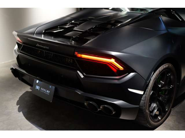 �o�b�N�J����