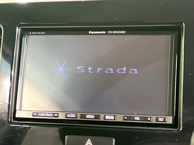 �y�i�r�Q�[�V�����z�g���₷���i�r�ŖړI�n�܂ł�������ē����Ă���܂��B�e��I�[�f�B�I�Đ��@�\���[�����Ă���A���Ԃ̉^�]������Ɋy�����Ȃ�܂�!!