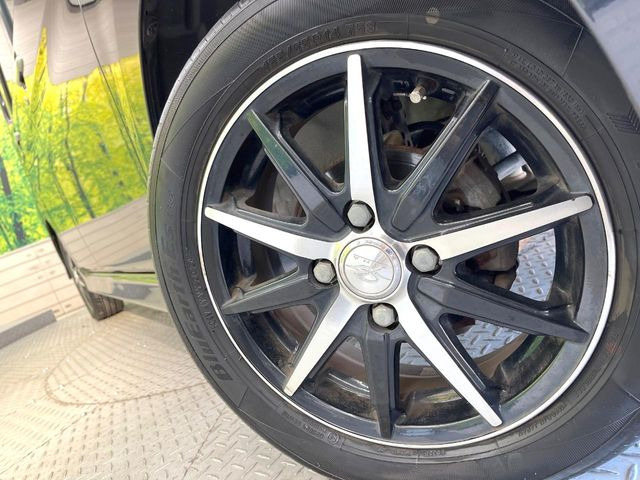 �y�A���~�z�C�[���z�O�ςɃ}�b�`�����A���~�z�C�[���𑕒����Ă���܂��B�e��A���~�z�C�[����A�X�^�b�h���X�^�C�����戵�����Ă���܂��B���񂲑��k����������