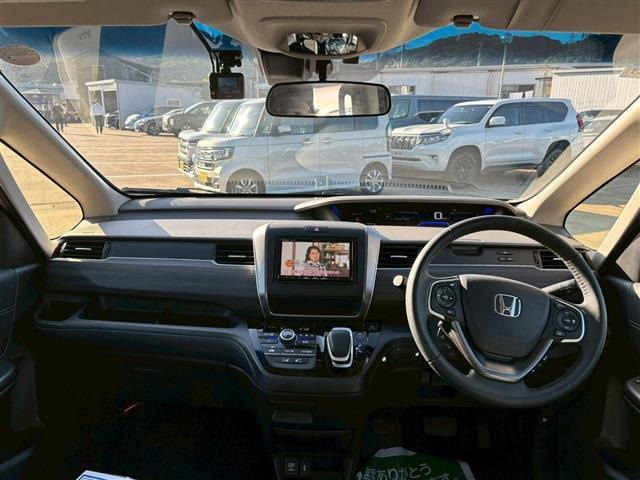 フリード+1.5 ハイブリッド G