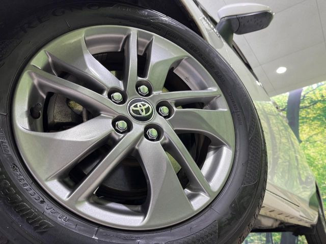 �y����15�C���`�A���~�z�C�[���z�O�ςɃ}�b�`���������A���~�z�C�[���𑕒����Ă���܂��B�e��ЊO�A���~�z�C�[����A�X�^�b�h���X�^�C�����戵�����Ă���܂��B���񂲑��k����������