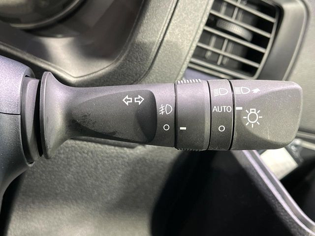 �y�I�[�g���C�g�z����̖��邳�ɉ����Ď����Ńw�b�h���C�g�̓_���E�������ł���@�\�ł�!���C�g�̕t���Y��E�����Y��Ȃǂ������Ȃ�A�J�̓���[���̑��s�����S!�g���l���ʉߎ����֗��ł��ˁ�