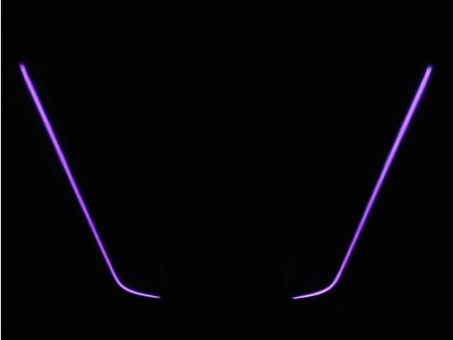 夜間に室内を照らしてくれるルームライトです