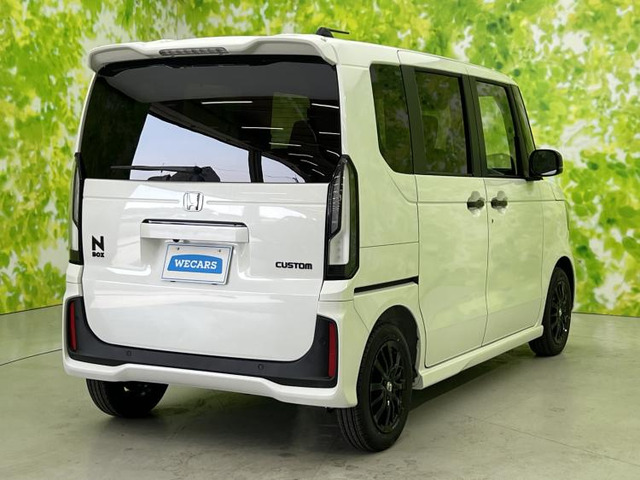 N-BOXカスタムブラック スタイル