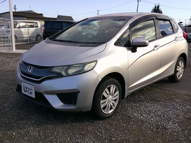 フィット1.3 13G Fパッケージ 4WD