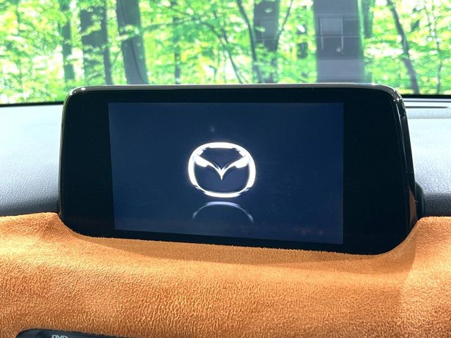 �y�}�c�_�R�l�N�g�i�r�z�ԓ��̕��͋C�Ƀ}�b�`������̌^�^�C�v�̃i�r�B�e����q�ݒ��Bluetooth�Đ����A�l�X�ȋ@�\���y���߂܂��B�����I�ȃ_�C�������삪�\�ŁA�g��������ǍD�ł��B