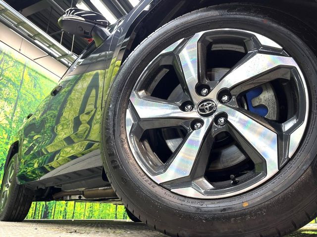 �y����18�C���`�A���~�z�C�[���z�O�ςɃ}�b�`��������18�C���`�A���~�z�C�[���𑕒����Ă���܂��B�e��ЊO�A���~�z�C�[����A�X�^�b�h���X�^�C�����戵�����Ă���܂��B���񂲑��k����������