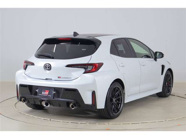 GRカローラ1.6 RZ 4WD