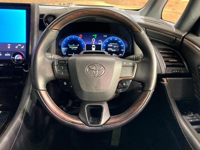 ステアリングも使用感が少なく、きれいな状態となっております♪