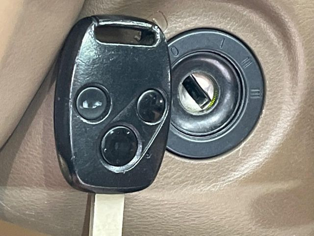 �y�L�[���X�z�������ꂽ�ꏊ����ł��{�^����Ńh�A�̊J���E�{�����ł���̂łƂ��Ă��֗�!�h�A�̌�������ɏ������邱�Ƃ�����܂����