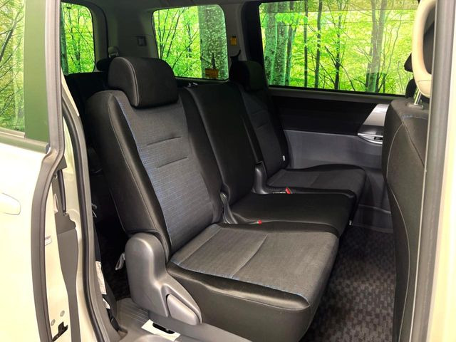 3��ڃV�[�g�͂�������ԗǍD����l�ł��������ƍ����Ē����܂��̂ŁA��l���ł̂��o���������N���N�ł��􂲉Ƒ��ŁA�C�̒m�ꂽ���ԂŁA�h���C�u�ɍs���̂��y���݂ł��ˁ�