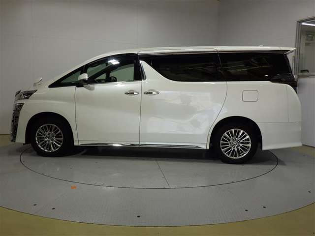 ヴェルファイアハイブリッド 2.5 Z ゴールデンアイズII E-Four 4WD