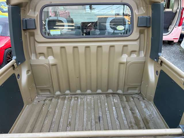 �f�ڎʐ^�ȊO�̎ʐ^���������܂�!���ڂ������ʐ^�������ɎB�蒼�����Ƃ��\�ł��̂ŁA���C�y�ɂ��\���t��������!