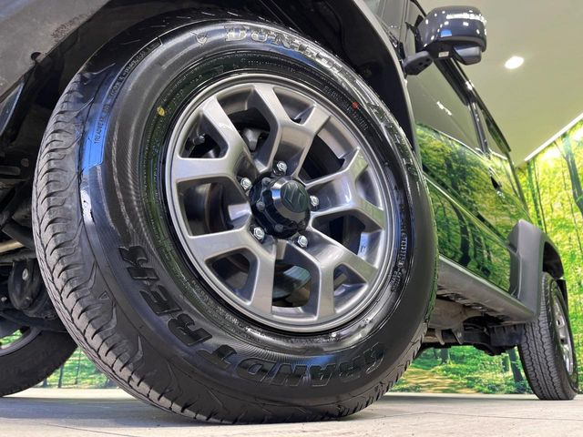 �y����15�C���`�A���~�z�C�[���z�O�ςɃ}�b�`���������A���~�z�C�[���𑕒����Ă���܂��B�e��ЊO�A���~�z�C�[����A�X�^�b�h���X�^�C�����戵�����Ă���܂��B���񂲑��k����������