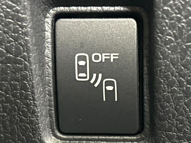 �y�����r�[�N���f�B�e�B�N�V�����z���s���A�h�A�~���[�̎��p�ɂȂ�₷���ӏ��Ɍ㑱�Ԃ��ڋ߂���ƃT�C�h�~���[�t�߂Ɍx����\���A�h���C�o�[�ɒ��ӊ��N�ƁA����̍ۂ̓n���h��������A�V�X�g�����܂��B