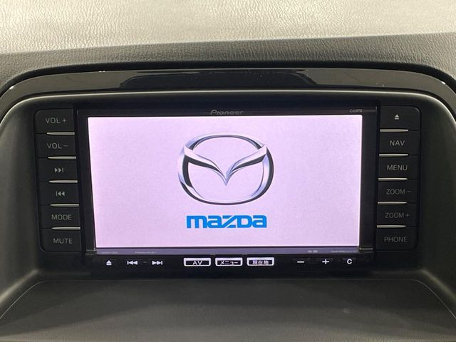 �y�����i�r�z�l�C�̏����i�r�𑕔����Ă���܂��B�i�r�̎g���₷���͂������A�I�[�f�B�I�@�\���[��!�L�����v�◷�s�͂������A�ʋ΂┃�����ȂǕ��i�̃h���C�u���y�����Ȃ�͂���