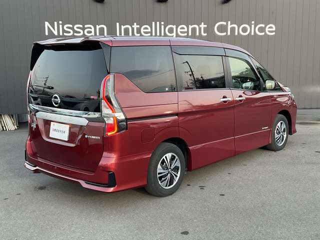 セレナ1.2 e-POWER ハイウェイスターV