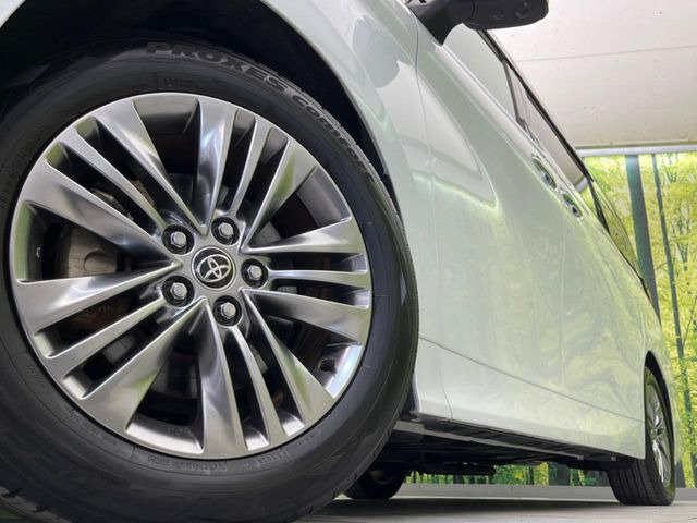 �y����18�C���`�A���~�z�C�[���z�O�ςɃ}�b�`���������A���~�z�C�[���𑕒����Ă���܂��B�e��ЊO�A���~�z�C�[����A�X�^�b�h���X�^�C�����戵�����Ă���܂��B���񂲑��k����������