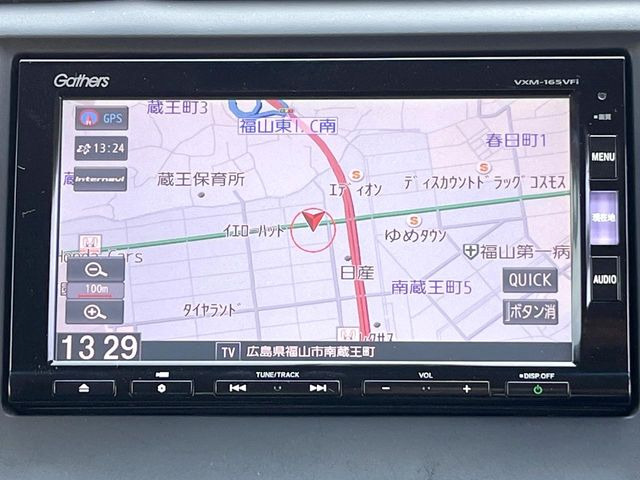 �y�����i�r�z�l�C�̏����i�r�𑕔����Ă���܂��B�i�r�̎g���₷���͂������A�I�[�f�B�I�@�\���[��!�L�����v�◷�s�͂������A�ʋ΂┃�����ȂǕ��i�̃h���C�u���y�����Ȃ�͂���