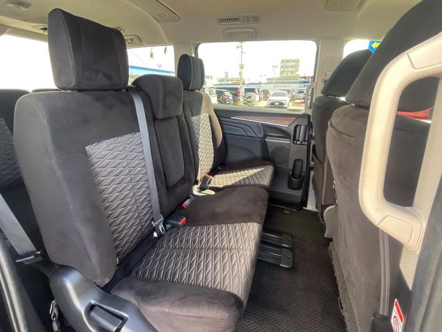 �L�X�Ƃ���2��ڃV�[�g�͋��Z���������A���S�n�����K!�F�B��Ƒ��Ƃ̂��o�����ɂ҂�����ł��B�x�r�[�V�[�g��`���C���h�V�[�g�g�p�������K�ɂ��߂�������������\���ȋ�Ԃ��m�ۂ��Ă��܂��B