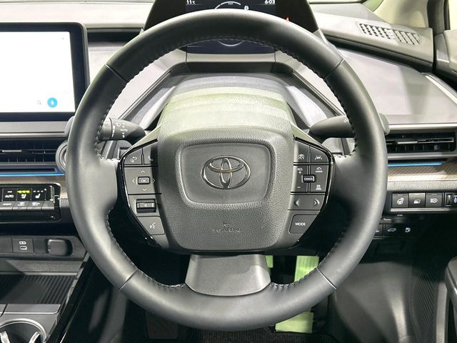 �y�����v�����X�e�A�����O�z�㎿�Ȋv���g�p���邱�ƂŁA��ɂ����������݂ƂĂ��^�]���₷���n���h���ł���