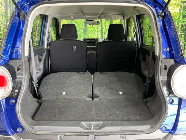 ���i�̂���������ʋ΁A���}���ɏ\���ȉ׎��X�y�[�X���m�ۂ��Ă���܂��B�Z�J���h�V�[�g��|���ƁA�傫�ȉו��̐ύڂ��\�ł���