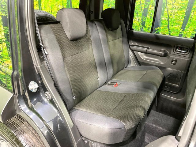 ���i���ȃI���W�i���t���A�}�b�g���I�v�V�����ɂĂ��p�ӂ��Ă���܂��B���D���ȃf�U�C����J���[�����Ԃɍ��킹�đI��ł����������Ƃ��ł��܂���