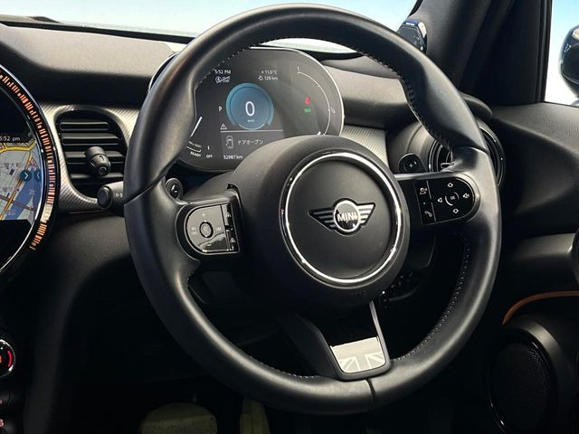 ���n���h�����̃X�������Ȃ��A���ꂢ�ȏ�Ԃ��ێ����Ă���܂��B�e�X�C�b�`���̓�����m�F�ς݂ł��B