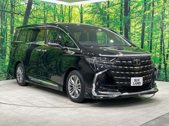 高透明度のガラス皮膜で撥水はもちろん、上質なツヤ・光沢を実現。紫外線や酸性雨から大切な愛車を保護し、色あせ・劣化を防止。「弾スプラッシュコート」、「弾プリミッサコート」からお選びいただけます。