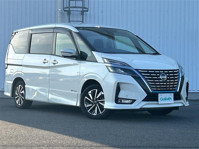 セレナ1.2 e-POWER ハイウェイスターV