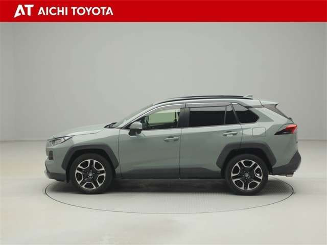 RAV42.0 アドベンチャー 4WD