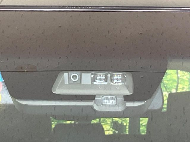 �y�O�He-Assist�z���s���ɑO���̎ԗ�����F�����A�Փ˂������Ȏ��͌x��ƃu���[�L�ŏՓˉ���Ɣ�Q�y�����A�V�X�g�B�����S�Ƀh���C�u�����y���݂��������܂��B