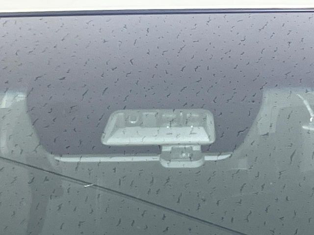 �y�O�He-Assist�z���s���ɑO���̎ԗ�����F�����A�Փ˂������Ȏ��͌x��ƃu���[�L�ŏՓˉ���Ɣ�Q�y�����A�V�X�g�B�����S�Ƀh���C�u�����y���݂��������܂��B