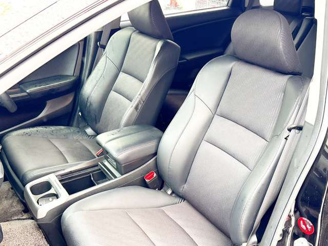 �����̑���t���J�[�i�r��h�����R�Ȃǂ̗p�i�̎��t�����s���Ă���܂�!���C�y�ɂ����k��������! TEL:0138-83-5680