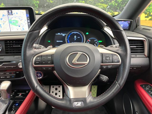 �y�����v�����X�e�A�����O�z�㎿�Ȋv���g�p���邱�ƂŁA��ɂ����������݂ƂĂ��^�]���₷���n���h���ł���