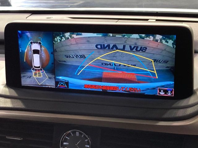 �y�p�m���~�b�N�r���[���j�^�[�z��p�̃J�����ɂ��A�ォ�猩���낵���悤�Ȏ��_��360�x�N���}�̎��͂��m�F���邱�Ƃ��ł��܂������p�������m�F���₷���A�����ꏊ�ł̐؂�Ԃ��⒓�Ԃ��X���[�Y�ɍs���܂��B