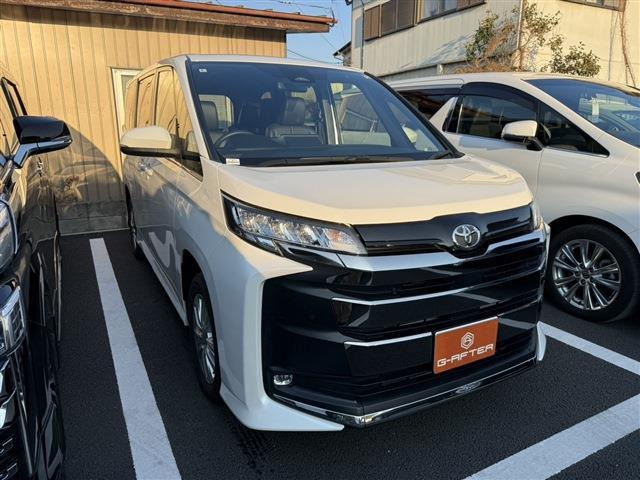 ノア（トヨタ）2.0 S-Z 4WD　禁煙車 純正ナビ バックカメラ 中古車画像