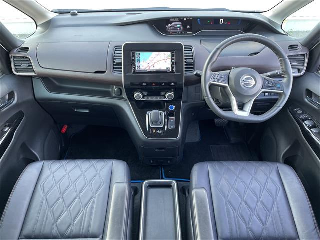 セレナ1.2 e-POWER ハイウェイスターG